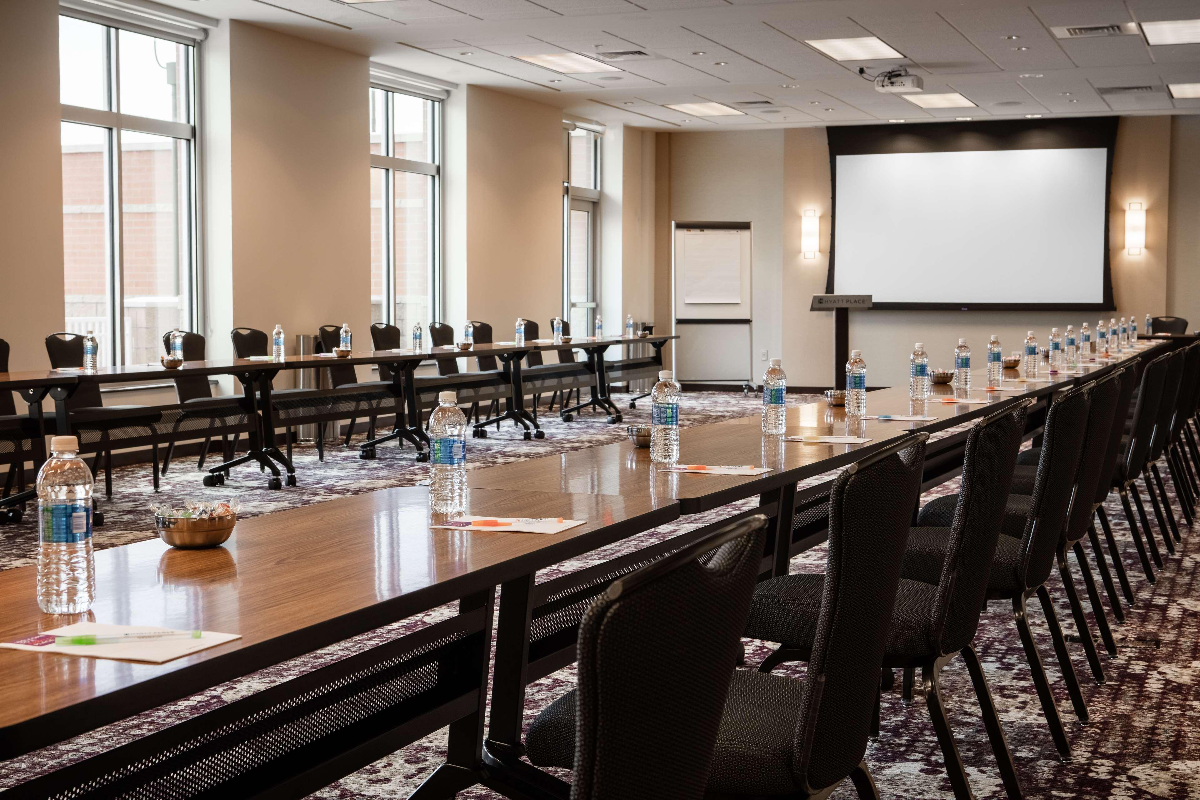 Hyatt Place Kansas City Lenexa City Center Extérieur photo