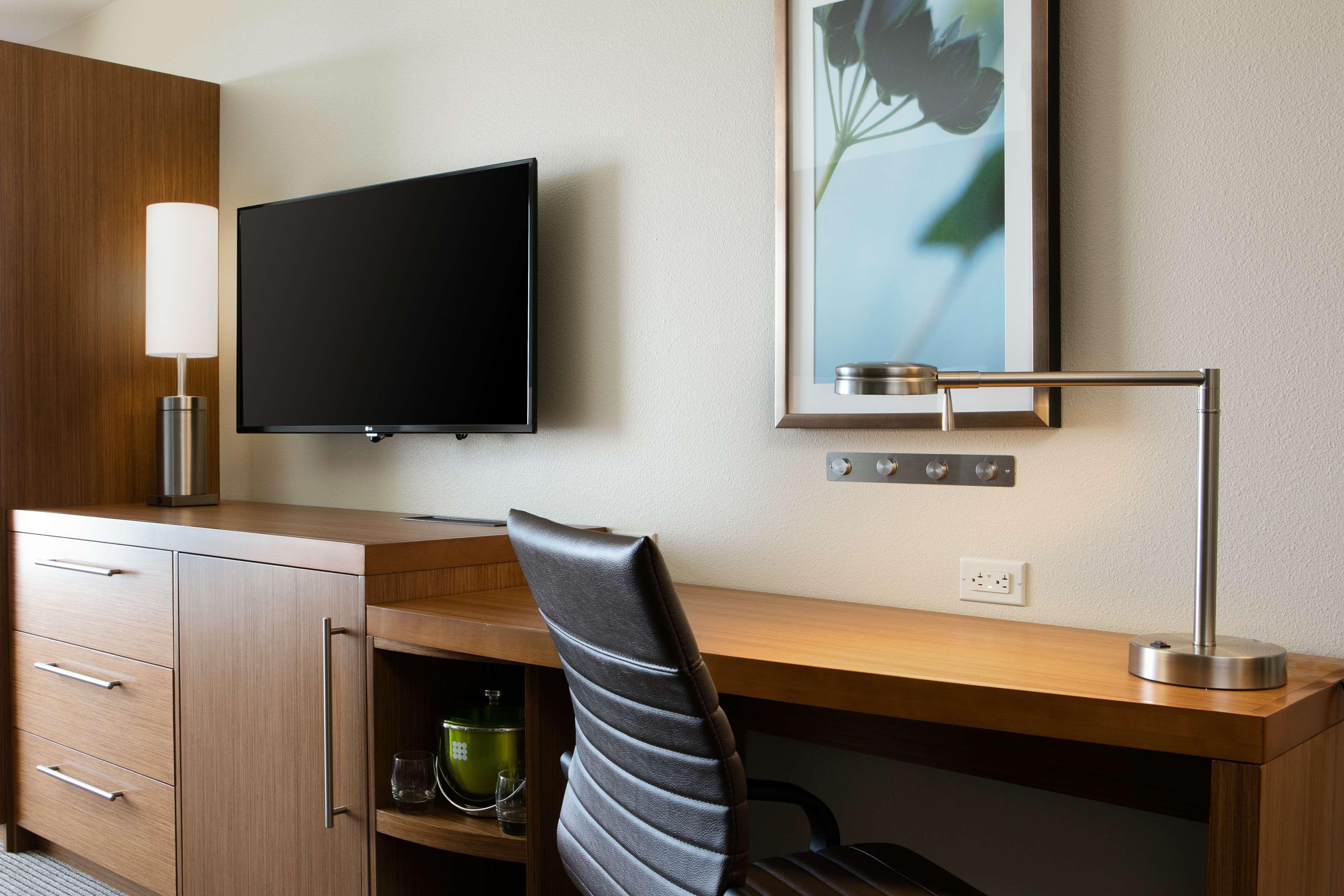 Hyatt Place Kansas City Lenexa City Center Extérieur photo